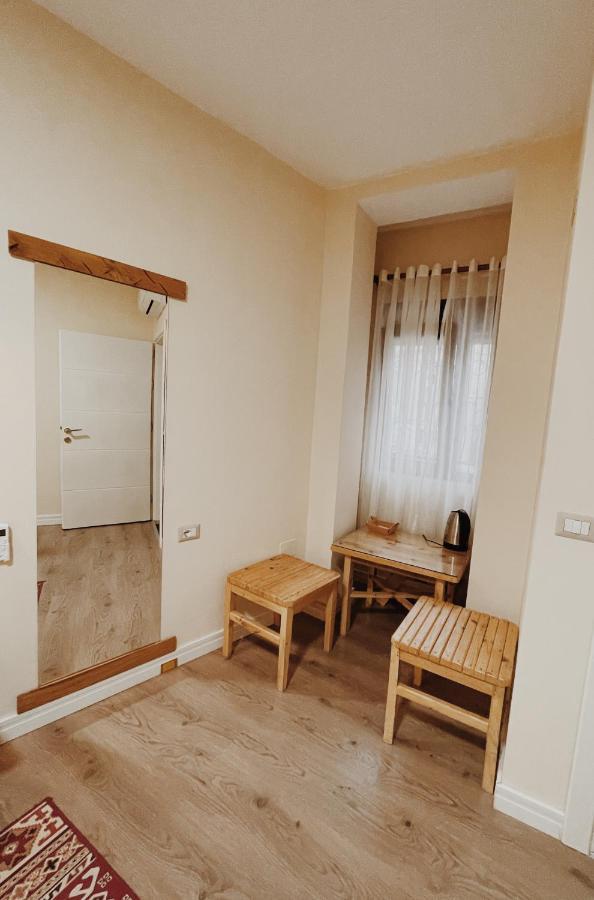 At Pikotiko'S - Korca City Rooms For Rent Extérieur photo