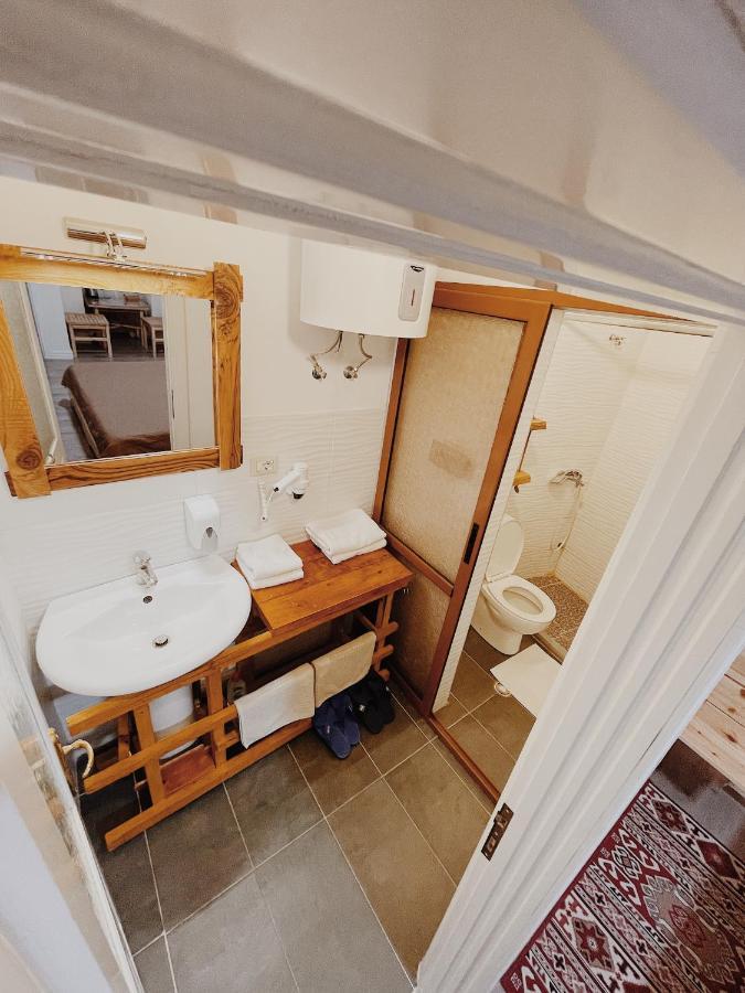 At Pikotiko'S - Korca City Rooms For Rent Extérieur photo