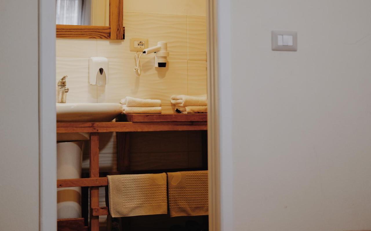 At Pikotiko'S - Korca City Rooms For Rent Extérieur photo