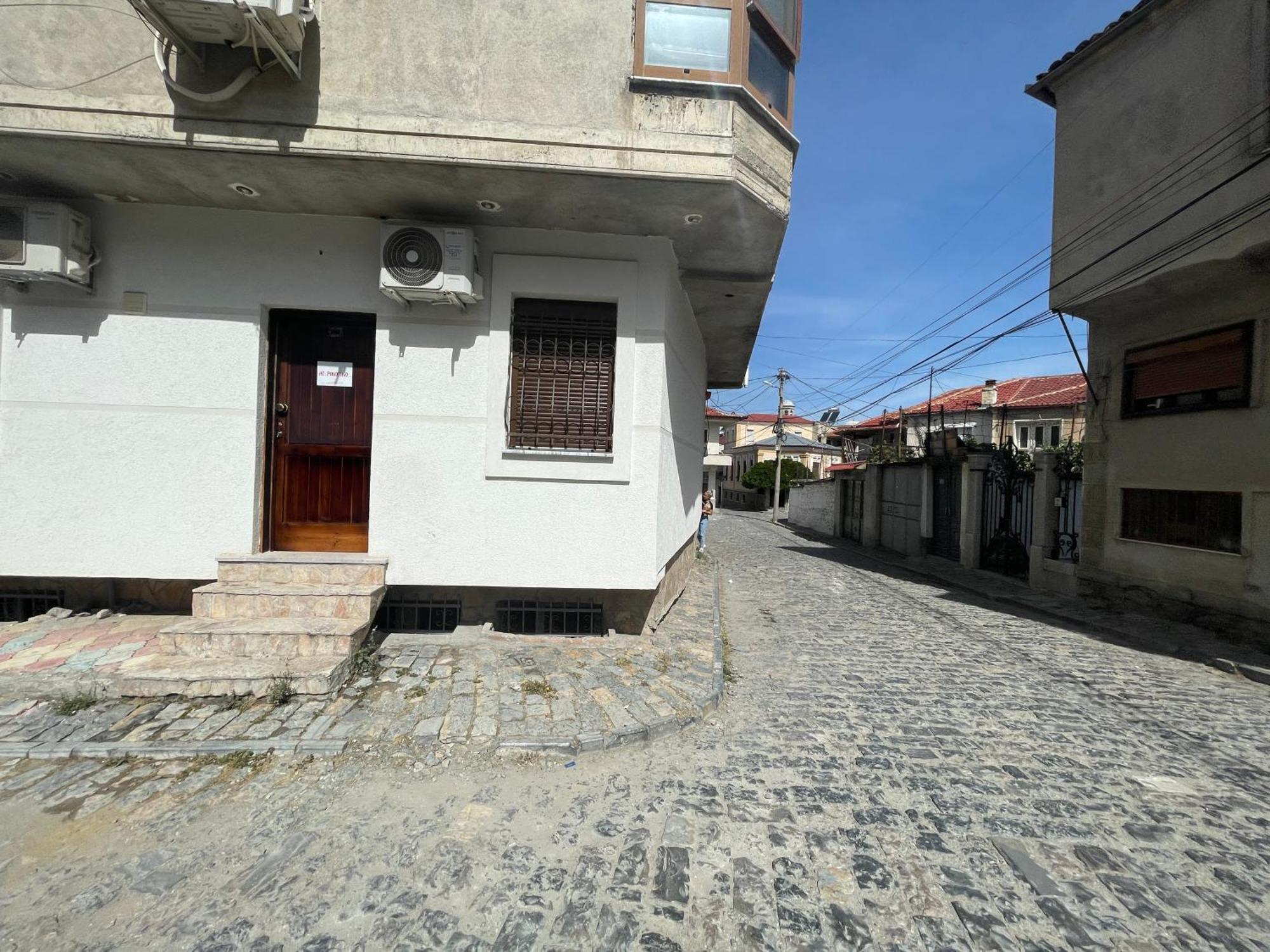 At Pikotiko'S - Korca City Rooms For Rent Extérieur photo
